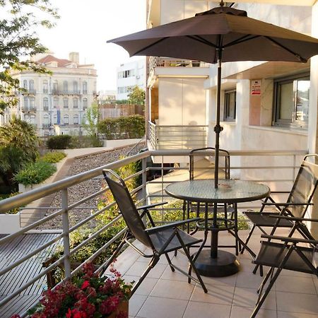 Joivy Graca Luminous 2-Br Apartment With Terrace Lisboa Extérieur photo